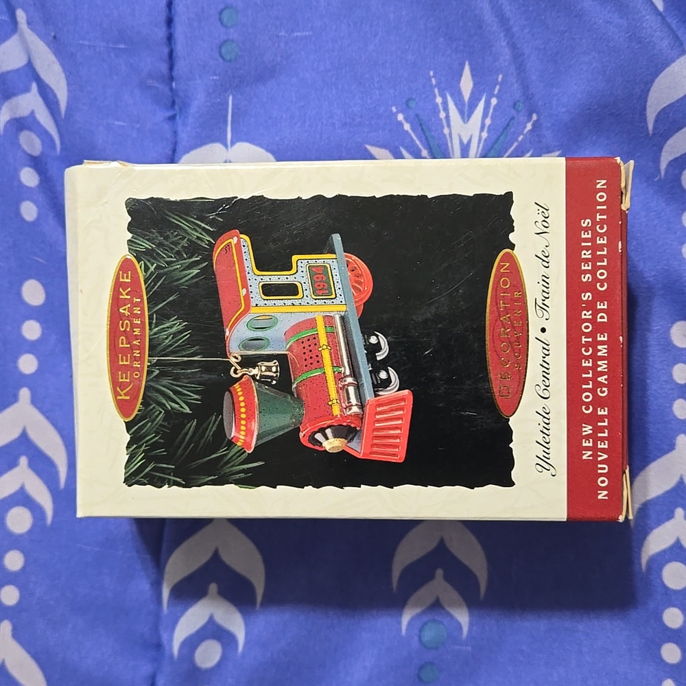 Hallmark keepsake ornament